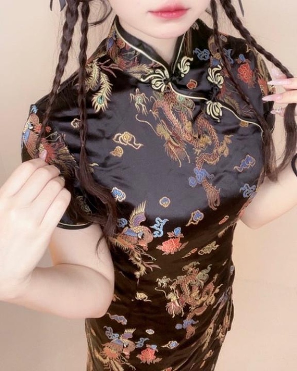 【すぐご案内可能♪】<br>王道可愛い系×スレンダーFcup愛嬌だけは誰にも負けない<br>【いちご】ちゃん★